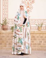 چادر رنگی سنتي زمینه سفيد طرح باغ رضوان 1 كد CH315070