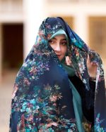 چادر رنگی سنتي زمینه سبز باغ رضوان 2 كد CH315074 - تصویر 3