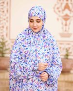 چادر نماز رنگی طرحدار پارچه کُدَری زمینه آبی کد CH 006 - تصویر 4