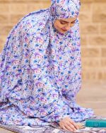 چادر نماز رنگی طرحدار پارچه کُدَری زمینه آبی کد CH 006 - تصویر 5