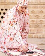 چادر نماز رنگی طرحدار پارچه کُدَری  زمینه سفید قرمز کد CH 026 - تصویر 5