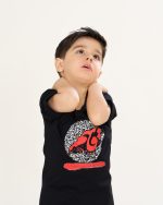 تیشرت مشکی آستین کوتاه چاپی با ذکر شریف "قاسم" کد TB11004 از مجموعه سَفینَةُ النَجاة - تصویر 3