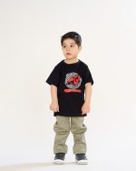 تیشرت مشکی آستین کوتاه چاپی با ذکر شریف "قاسم" کد TB11004 از مجموعه سَفینَةُ النَجاة - تصویر 2